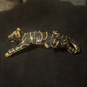 Black Enamel Wild Cat Brooch/Pin